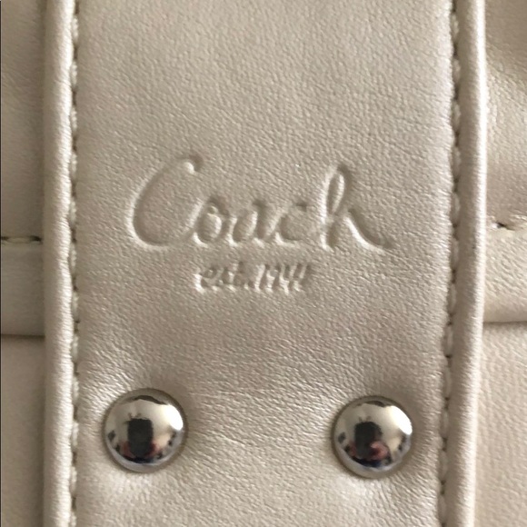 EUC Coach purse - Picture 5 of 8